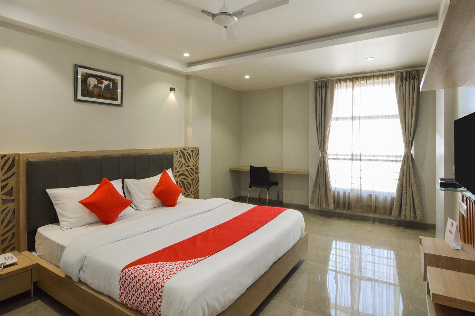 Hotel O Season Choice Shirdi Esterno foto