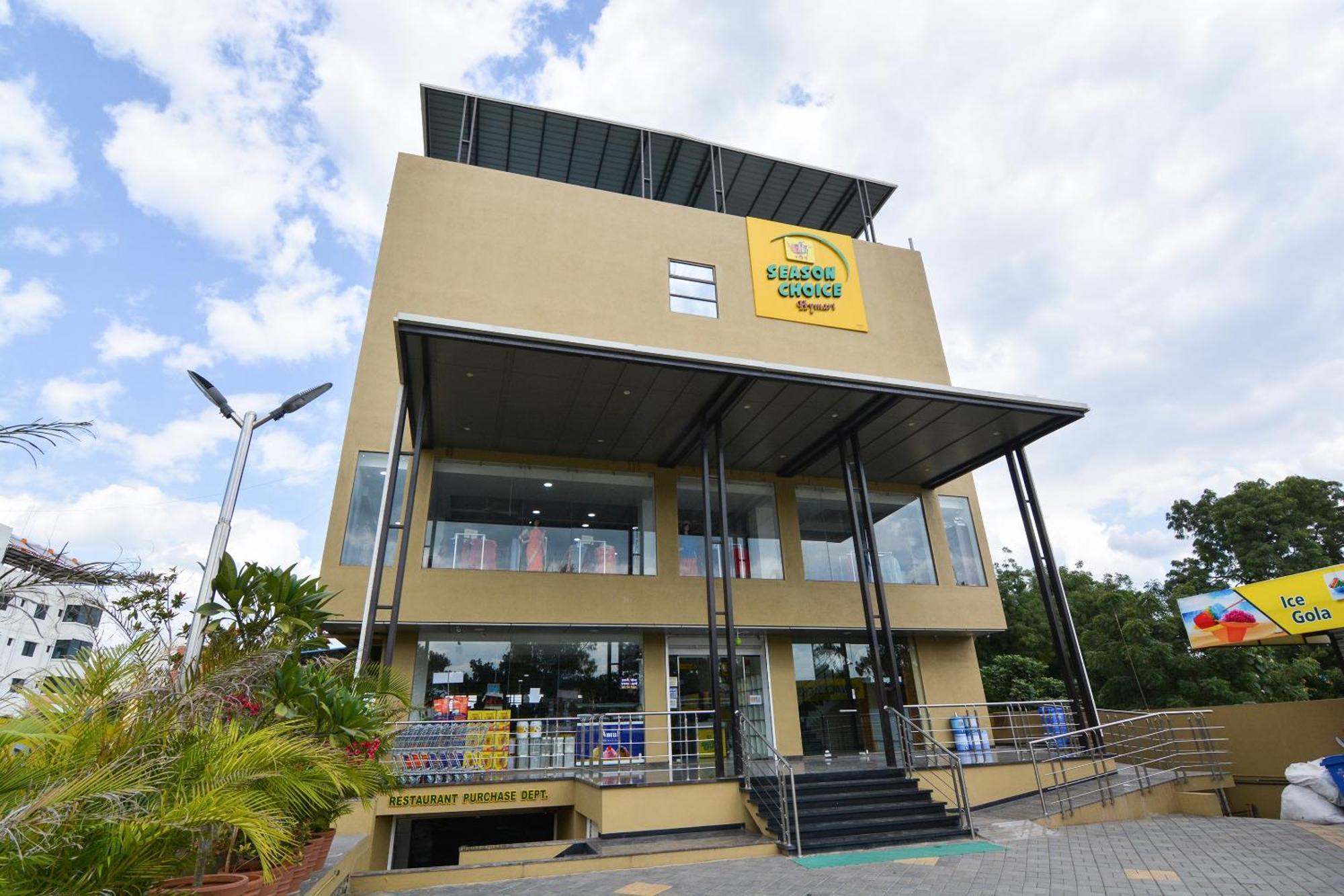 Hotel O Season Choice Shirdi Esterno foto